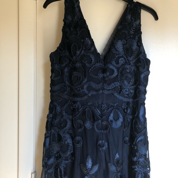Navy blue embroidered gown - Picture 7 of 7
